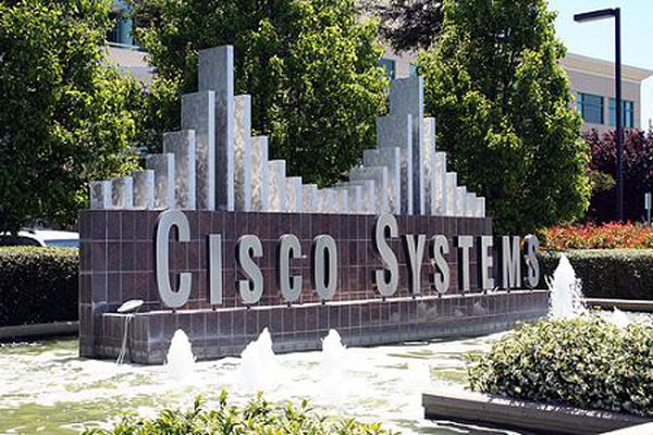 Cisco compra Tandberg por 2.060 millones de euros para dar servicios a las PYMES