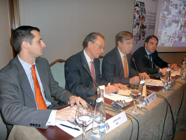 El 47,9% de los profesionales autónomos aún no dispone de ningún equipamiento informático