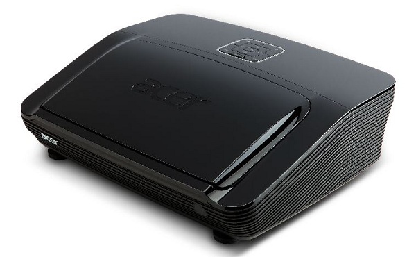 Acer, proyector Acer U5200 orientado a las aulas que proyecta imágenes a corta distancia