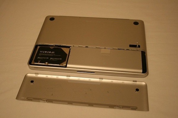Portátiles Mac, un experto encuentra una vulnerabilidad en las baterí­as de los Mac