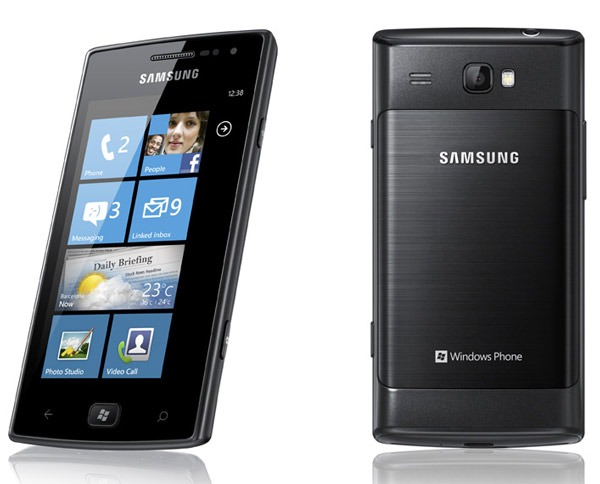 Samsung Omnia W, móvil con Windows Phone 7.5 Mango