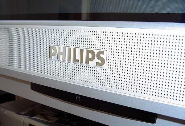 Philips ultima la venta de su división de televisores