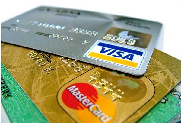 Robos de cuentas de Visa y MasterCard 